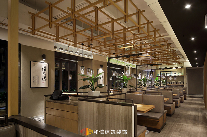 專業(yè)的成都餐廳裝修公司有哪些裝修技巧呢？